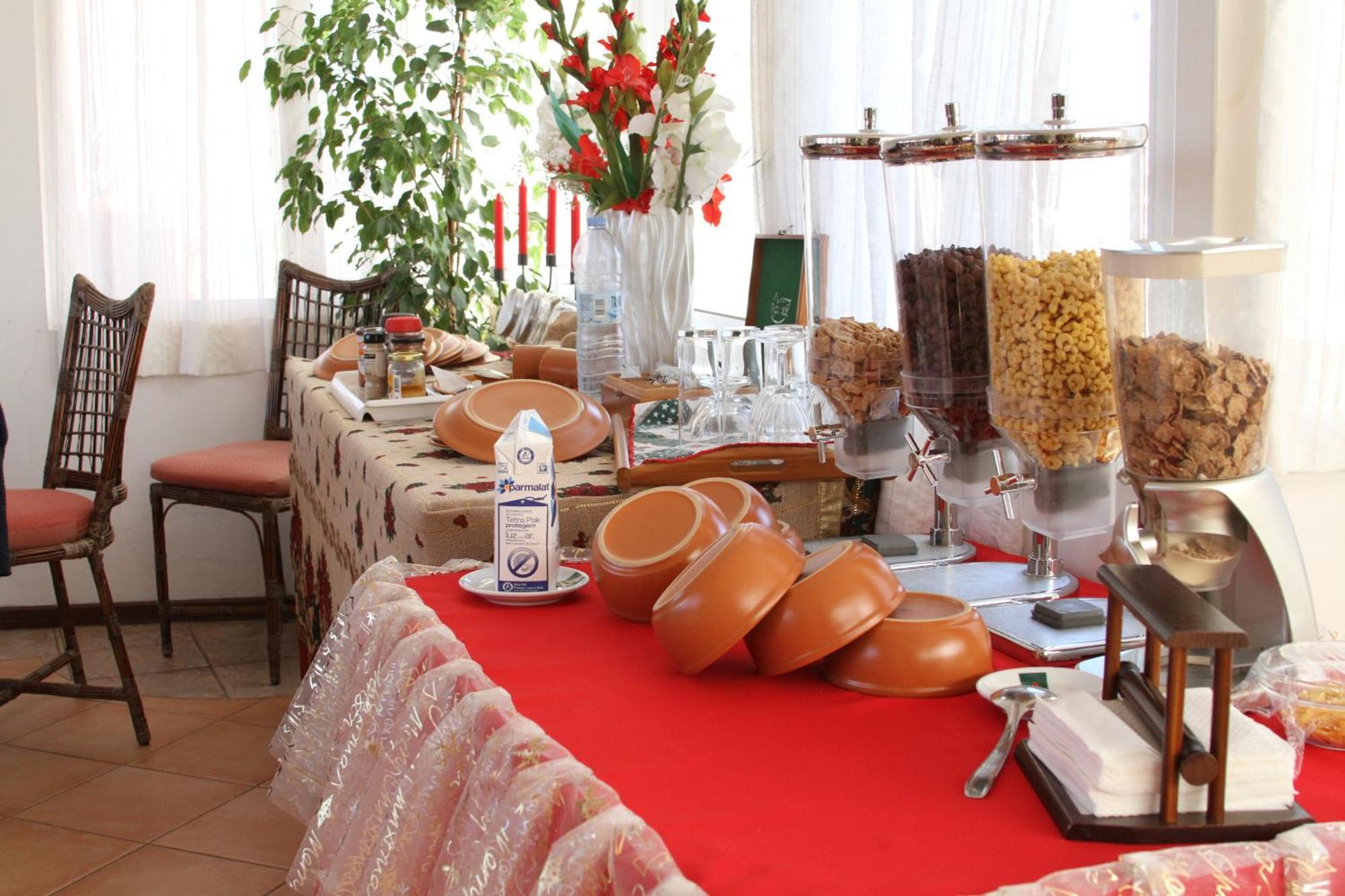 Mindelo Residencial Bed and Breakfast Εξωτερικό φωτογραφία