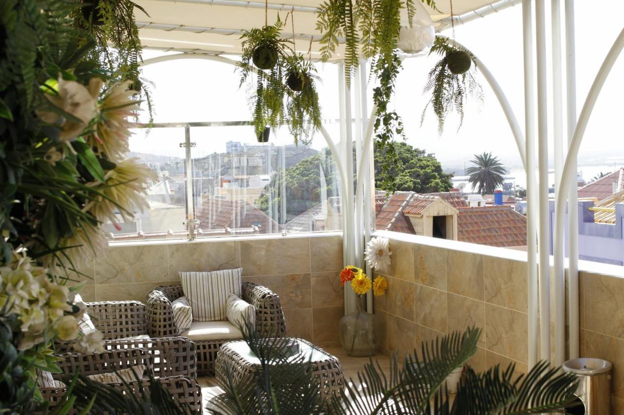 Mindelo Residencial Bed and Breakfast Εξωτερικό φωτογραφία