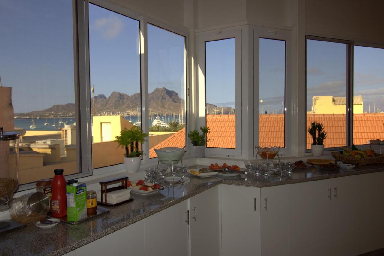 Mindelo Residencial Bed and Breakfast Εξωτερικό φωτογραφία