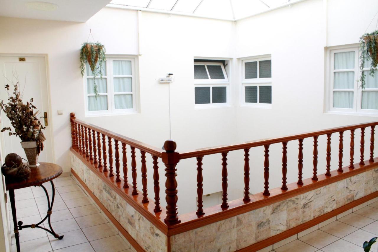 Mindelo Residencial Bed and Breakfast Εξωτερικό φωτογραφία