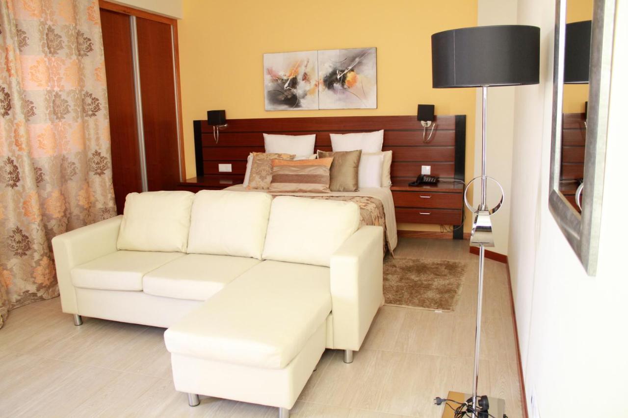 Mindelo Residencial Bed and Breakfast Εξωτερικό φωτογραφία